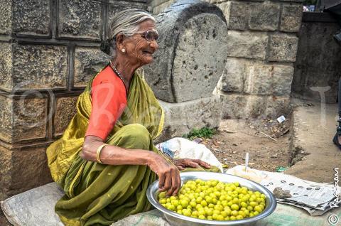 சொர்க்கம் எங்கே