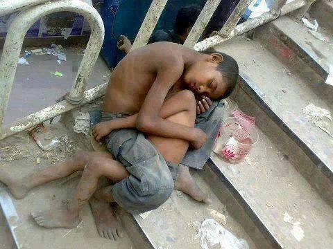 காதுல பூ  காதுல பூ