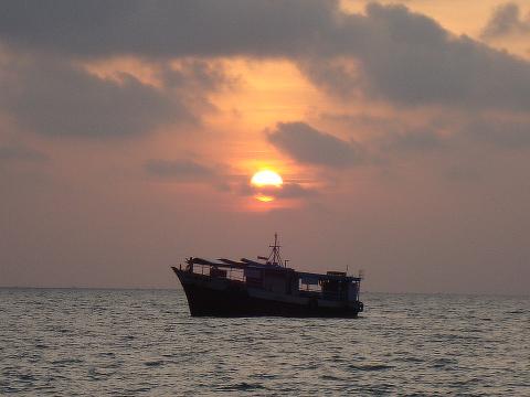 உறவுகள் தொடர்கதை