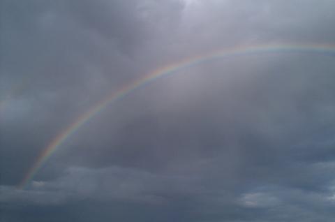 வானில் வானவில்