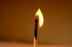 தீக்குச்சியின் கெதிதான் 