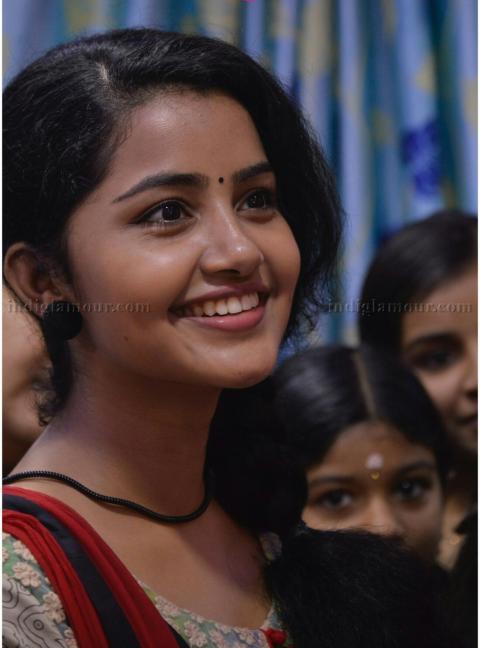 என் காதல் தாவணி 3