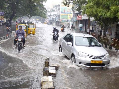 யார் குற்றம்