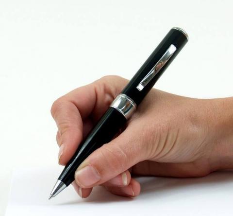 புதுக்கவிதை எழுதப்போறேன் புதுக்கவிதை எழுதப்போறேன்