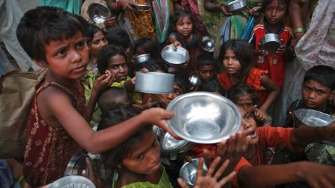 ஏனமேந்தும்  வாழ்வு ​