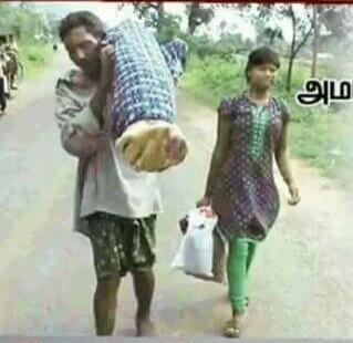 நடமாடும் பிணங்கள்