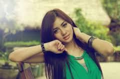 காதல்  கொஞ்சம் கவிதையாகுதே