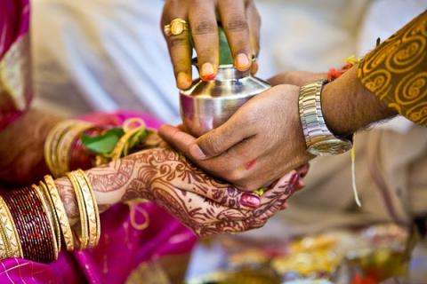 திருமணநாளின்று