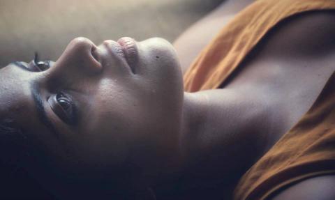 நின்னையே ரதியென்று நினைக்கிறேனடி