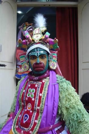 கலைஞன் கலைஞன்