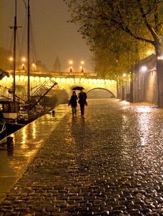 இரவோடு மழை இரவோடு மழை