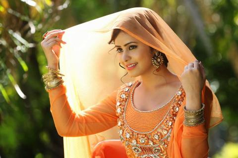 நீ தான் வேண்டும் பெண்மானே