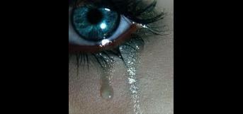 உன் கண்களில் இருப்பேன் கண்ணீராக...!