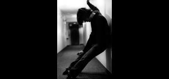 என் நெஞ்சம் ஆனது ஒரு வெட்டிக்காகிதம் !